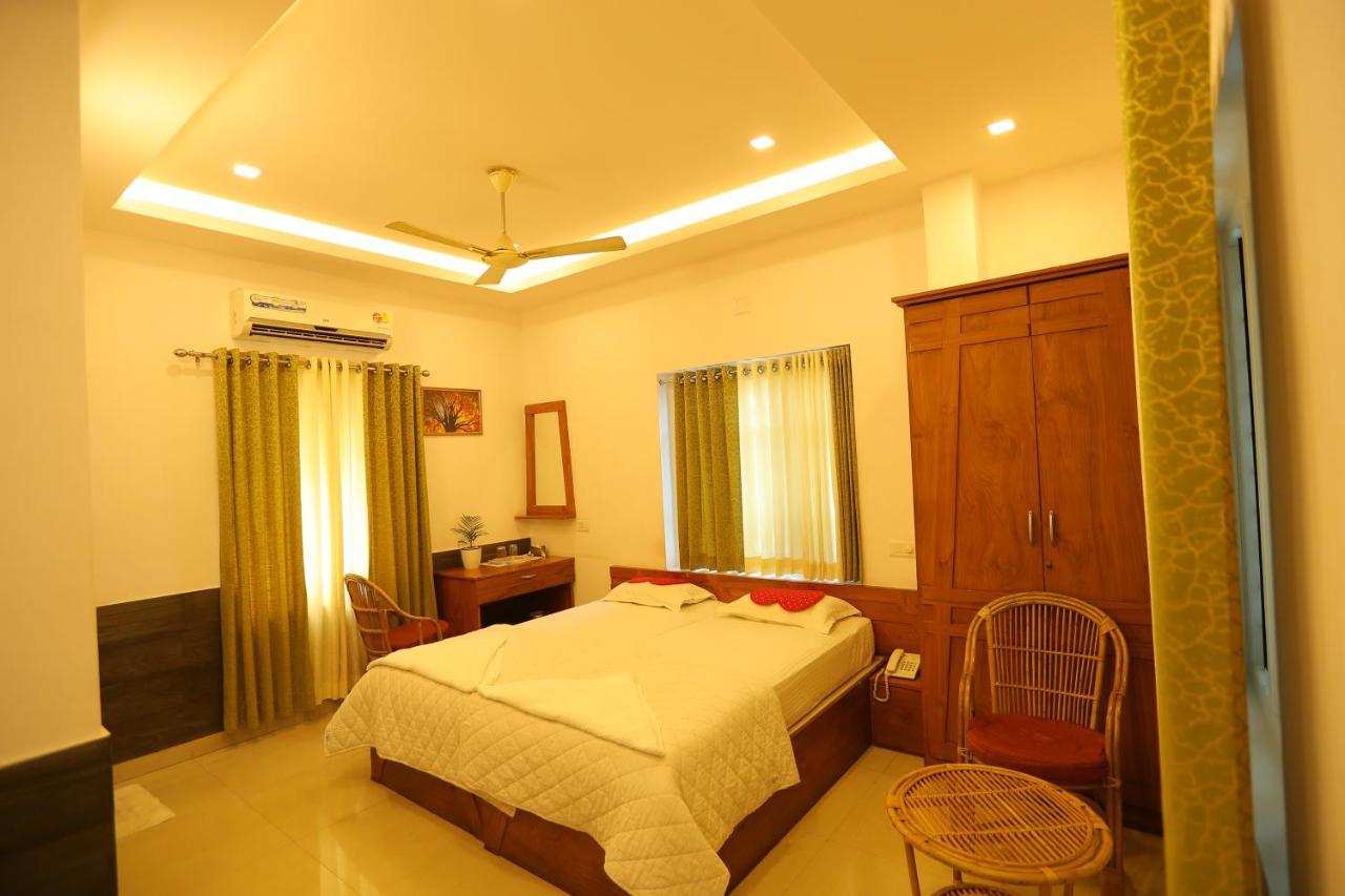 נדומבסרי Sapphire Inn מראה חיצוני תמונה