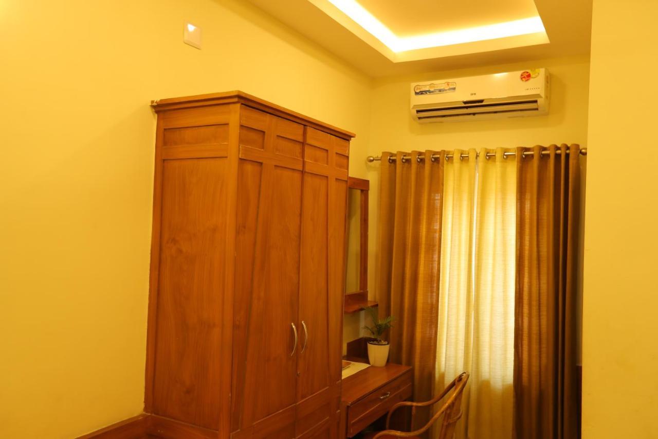 נדומבסרי Sapphire Inn מראה חיצוני תמונה