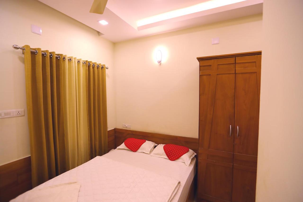 נדומבסרי Sapphire Inn מראה חיצוני תמונה