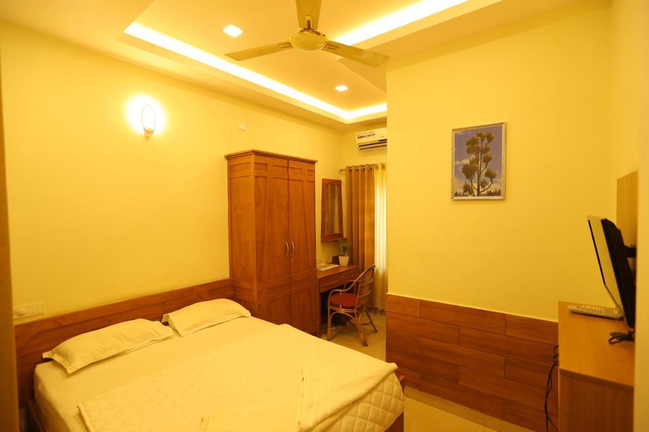נדומבסרי Sapphire Inn מראה חיצוני תמונה